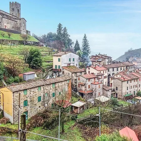 2 Bedroom Pet Friendly Home In Borgo A Mozzano Buitenkant foto