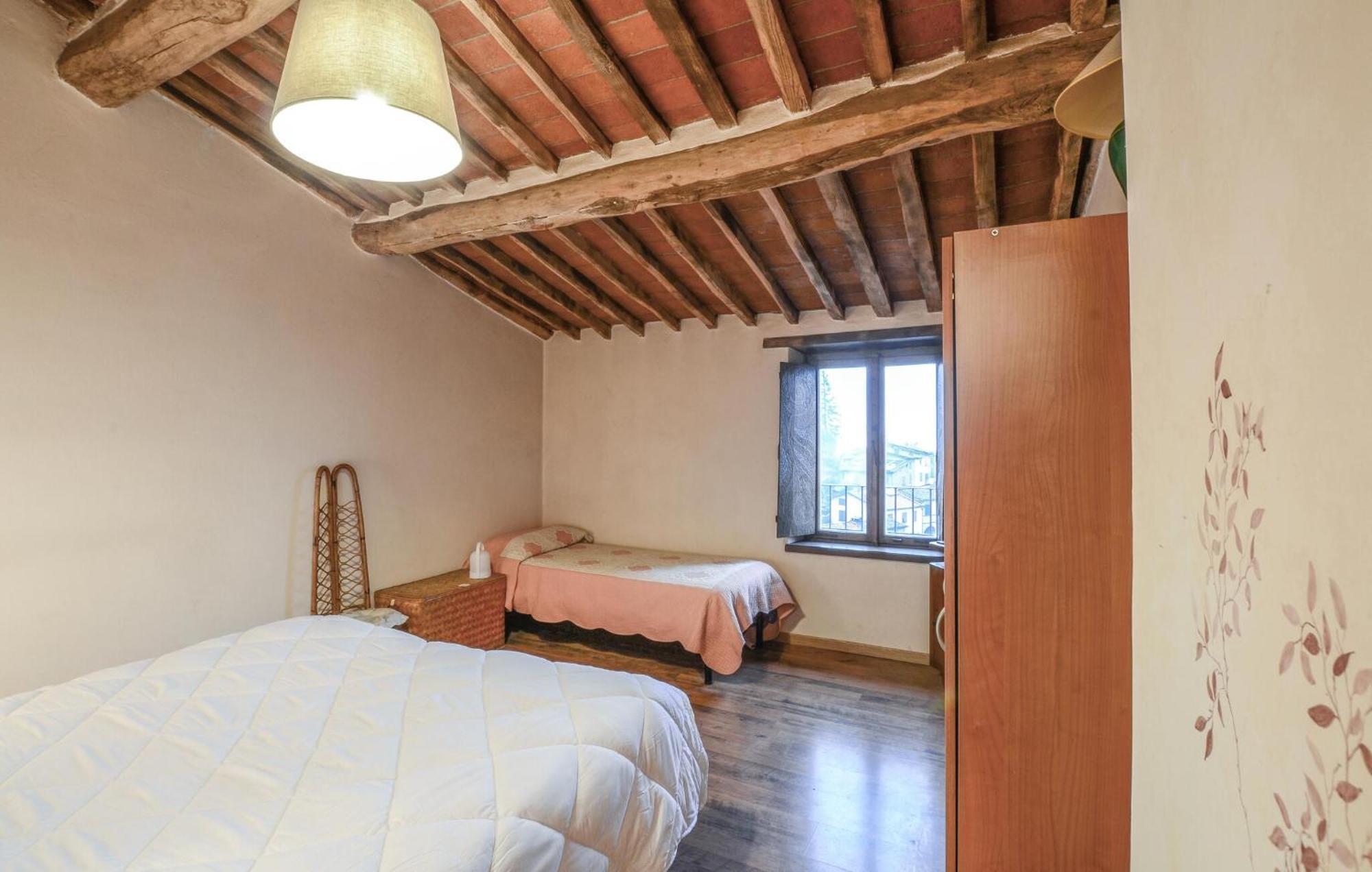 2 Bedroom Pet Friendly In Holiday home Borgo a Mozzano
