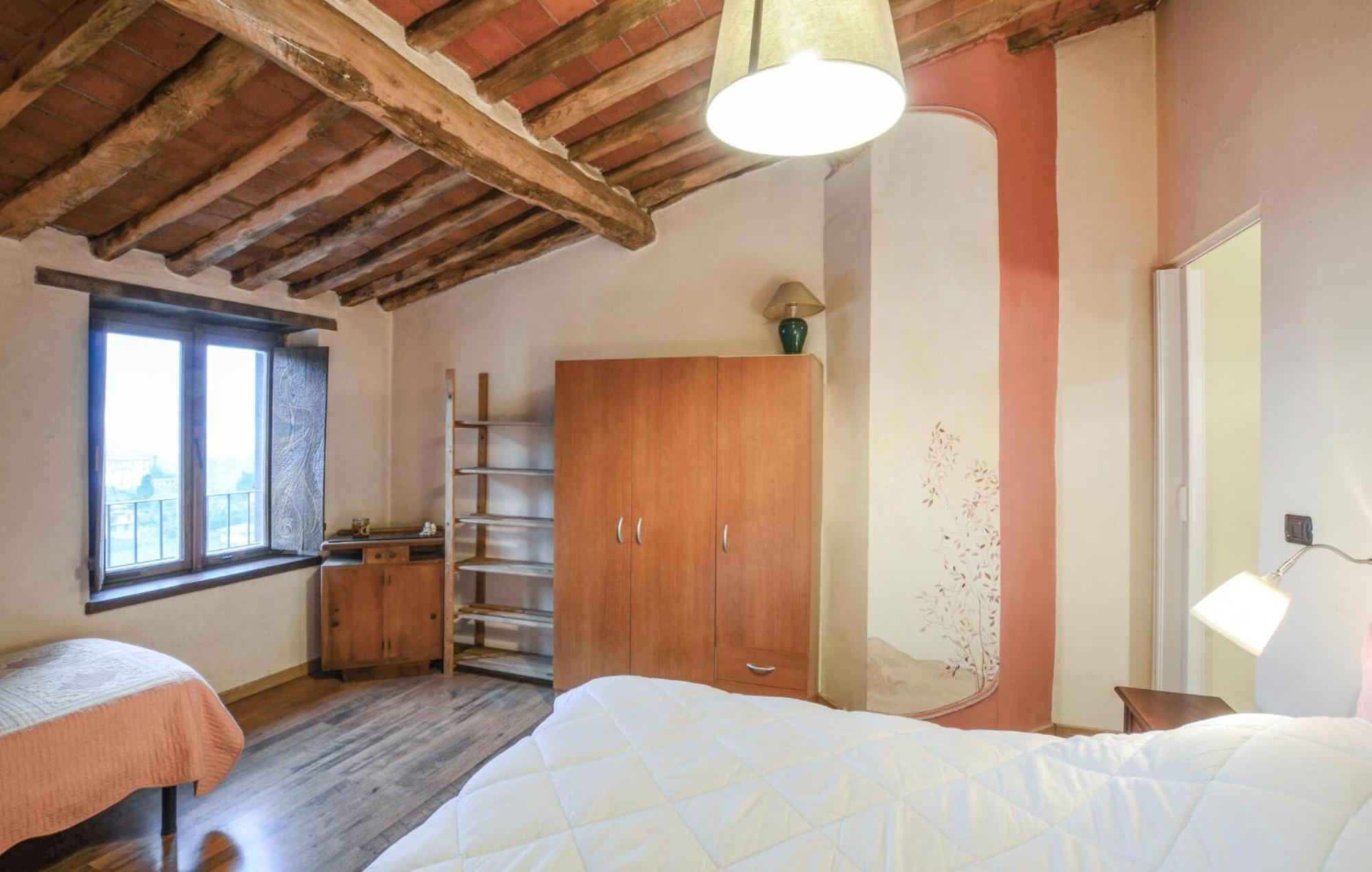 2 Bedroom Pet Friendly In *